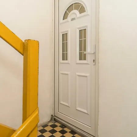 Rooftop View In The Palace Walls Apartment *