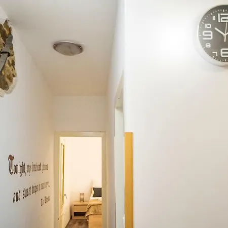 Lägenhet Rooftop View In The Palace Walls *